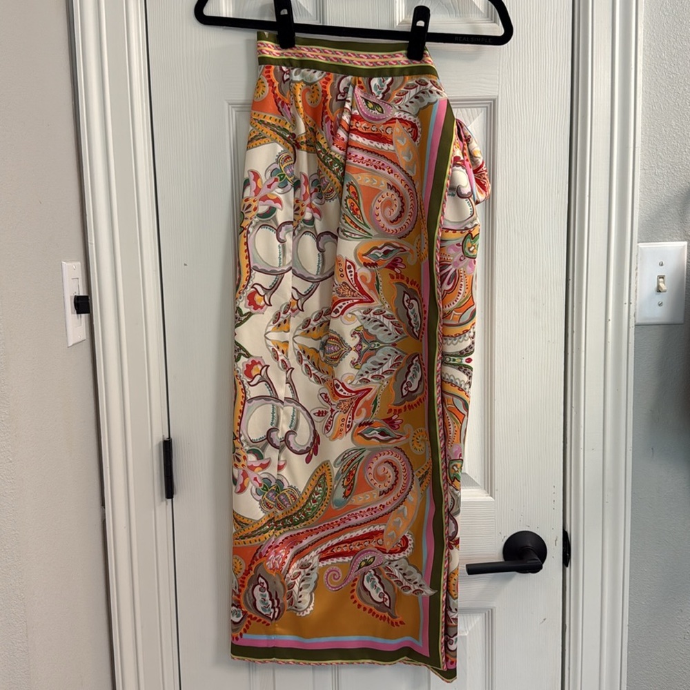 ANTONIO MELANI Clio Scarf Coordinating Wrap Skirt